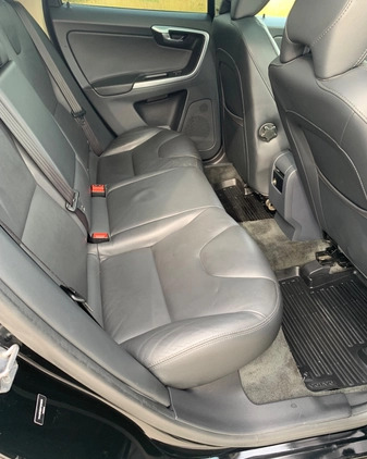 Volvo XC 60 cena 71900 przebieg: 206000, rok produkcji 2015 z Warszawa małe 596